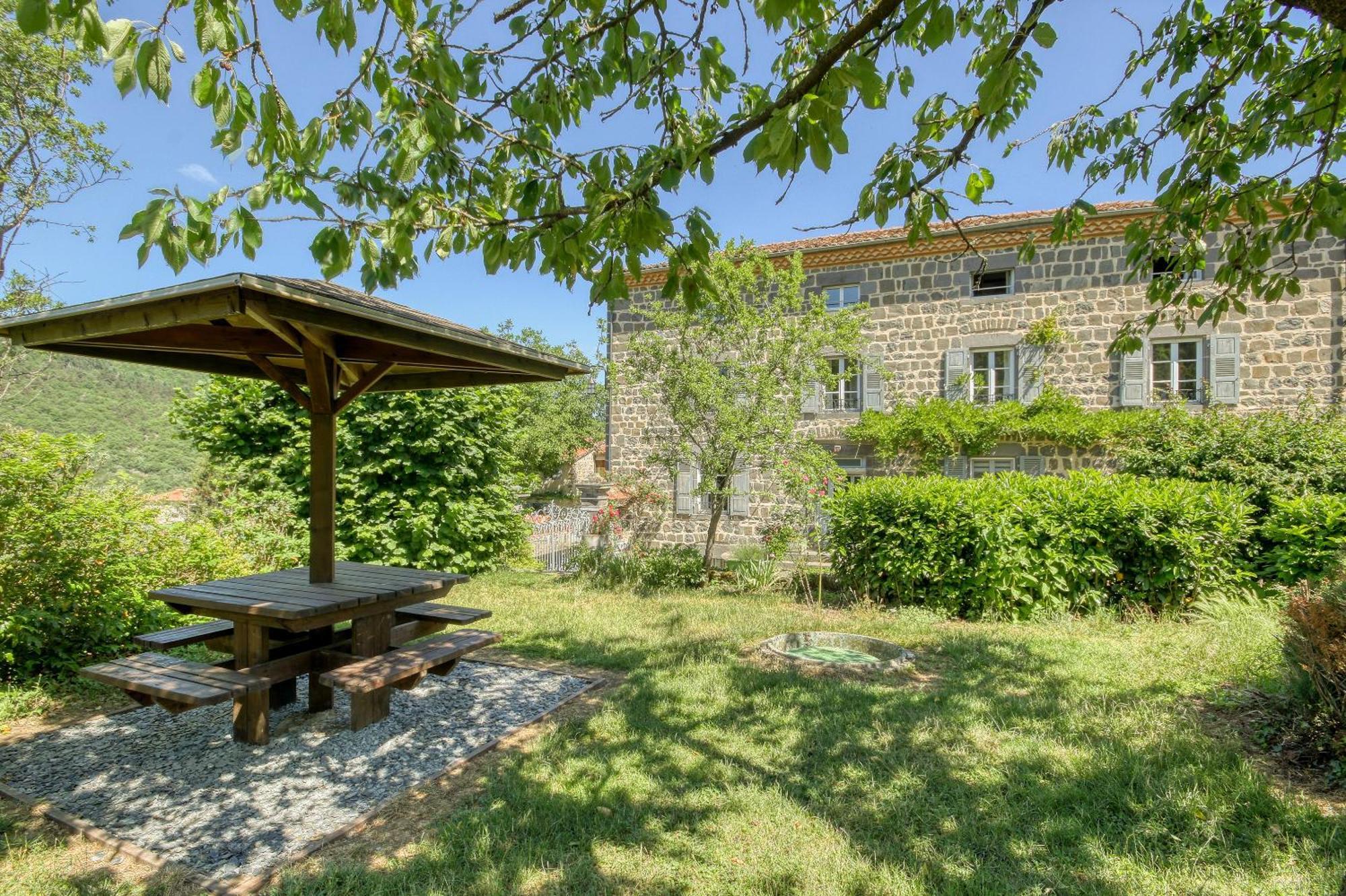 Les Jardins D'Anna - Chambres D'Hotes Tapon Екстериор снимка